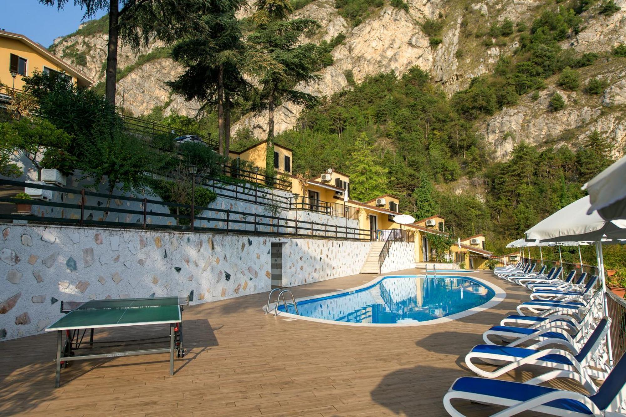 Residence Oasi Limone sul Garda Eksteriør bilde